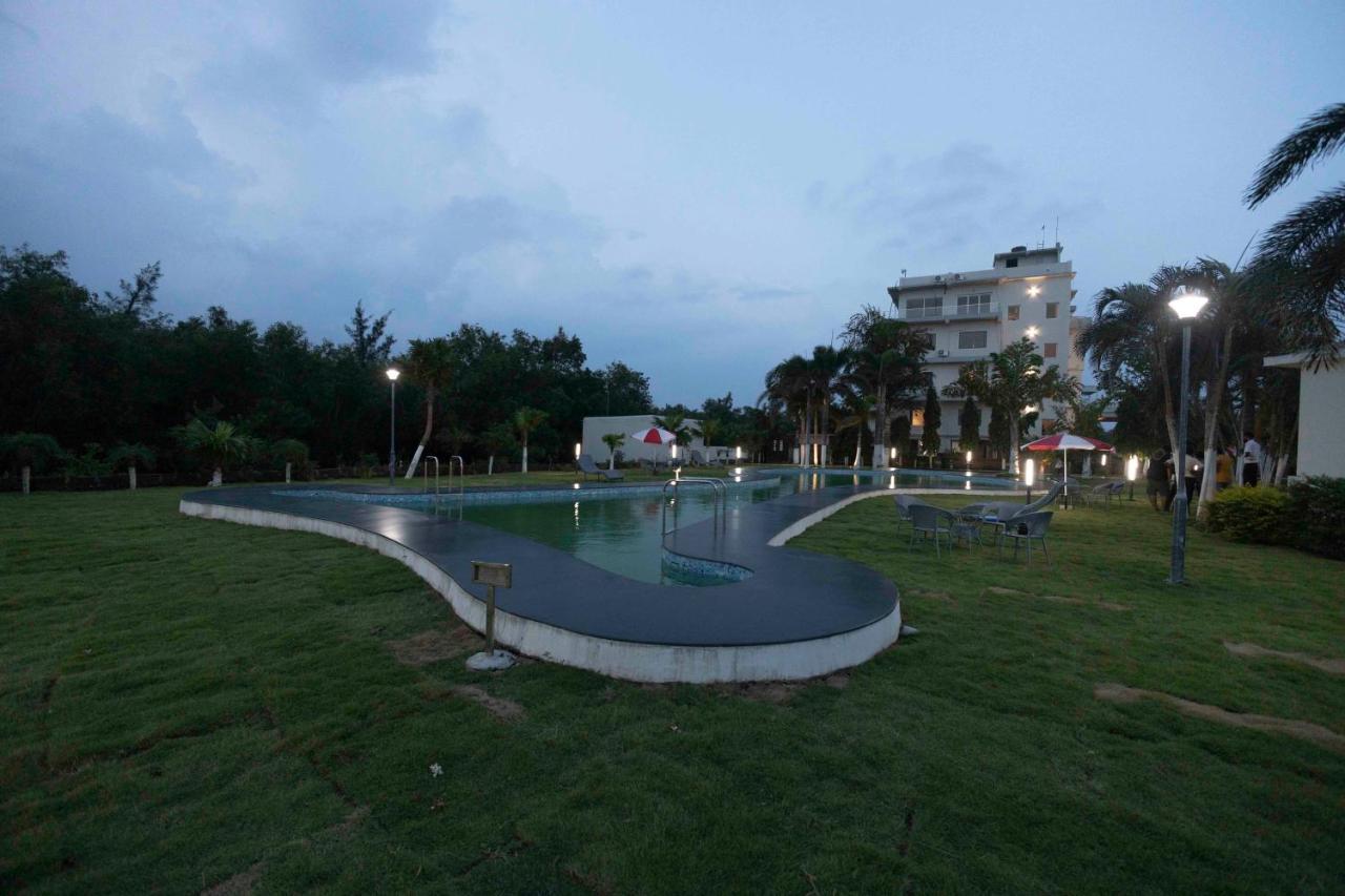 Samudra Resorts And Spa Puri Ngoại thất bức ảnh
