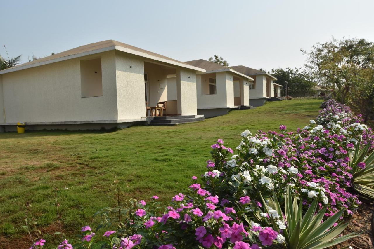 Samudra Resorts And Spa Puri Ngoại thất bức ảnh